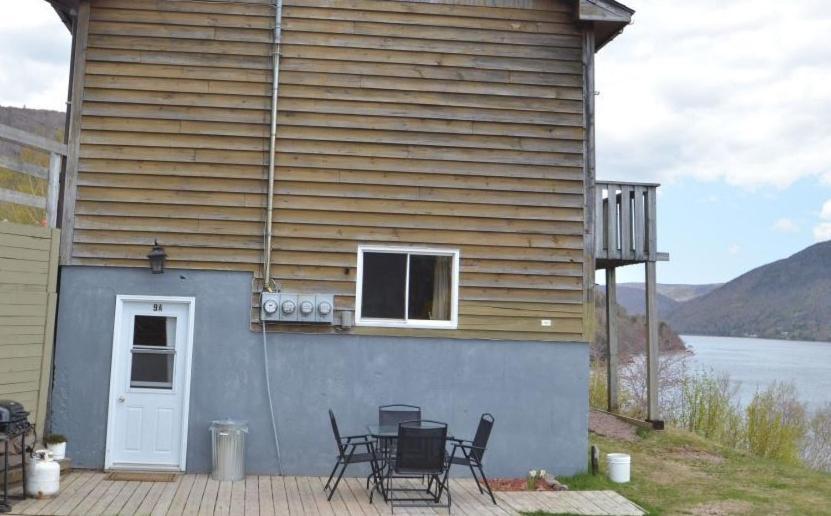 Knotty Pine Cottages, Suites & Motel Rooms Ingonish Luaran gambar