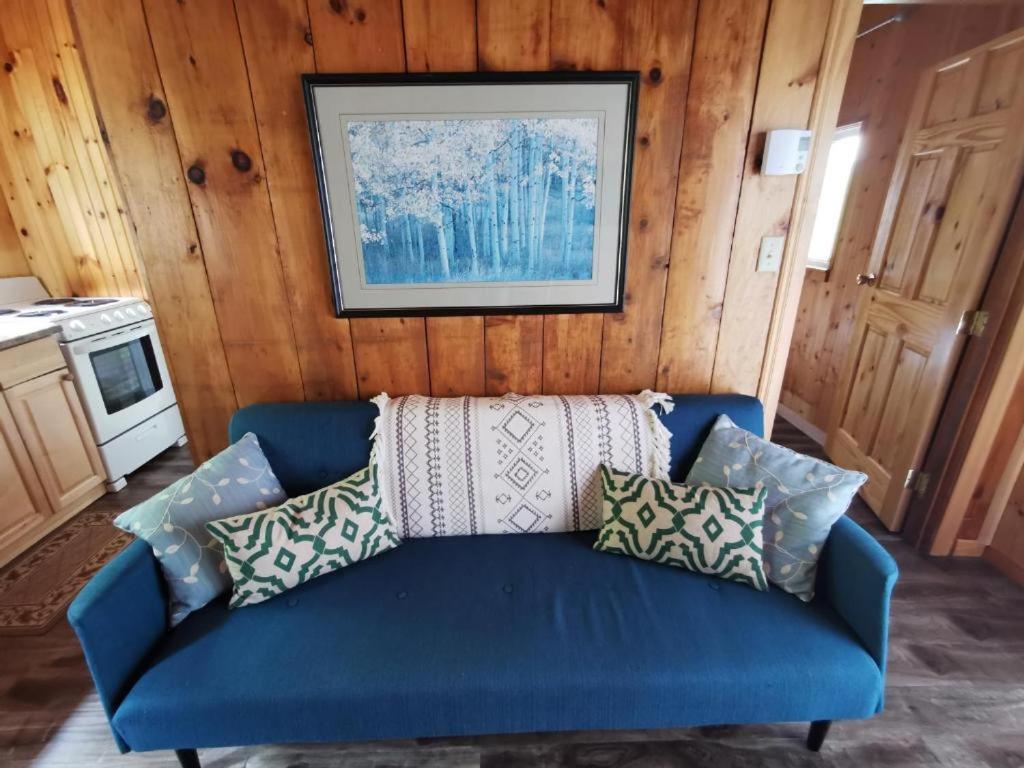 Knotty Pine Cottages, Suites & Motel Rooms Ingonish Luaran gambar