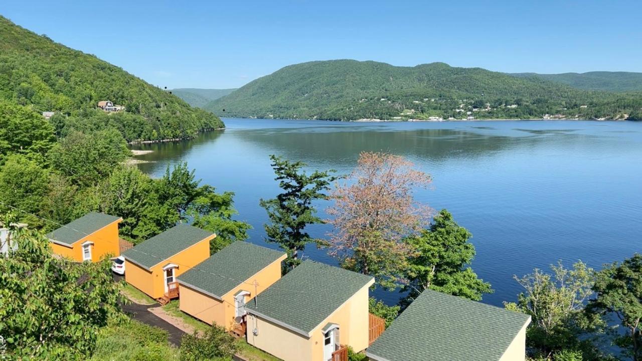 Knotty Pine Cottages, Suites & Motel Rooms Ingonish Luaran gambar