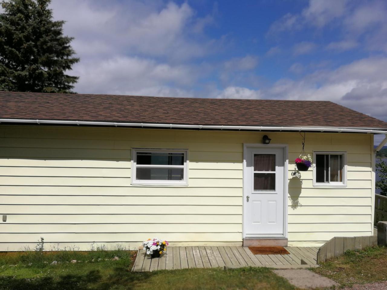 Knotty Pine Cottages, Suites & Motel Rooms Ingonish Luaran gambar