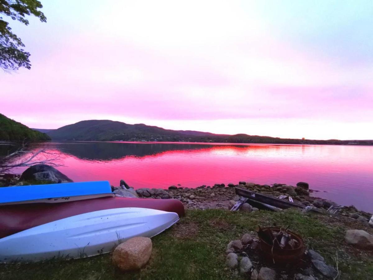 Knotty Pine Cottages, Suites & Motel Rooms Ingonish Luaran gambar